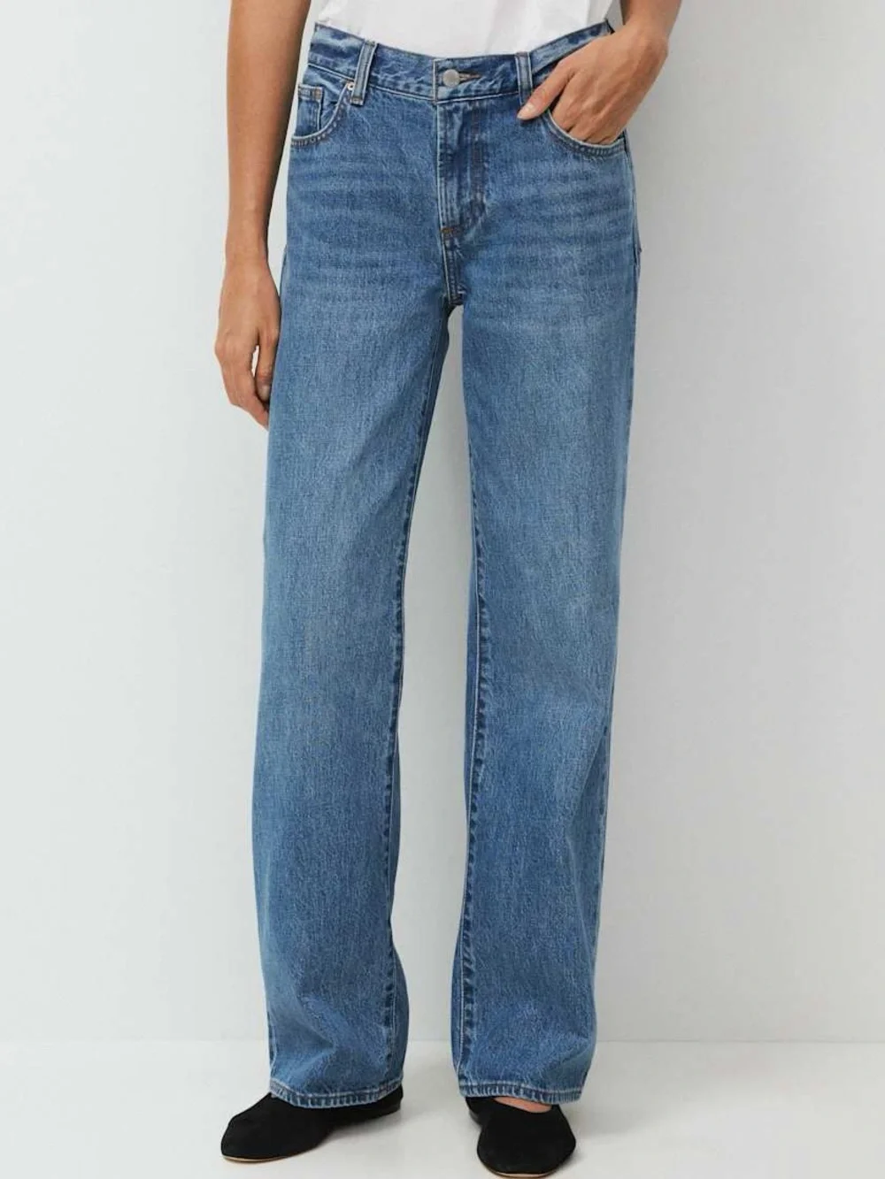 Aritzia Denim Forum The Farrah Lo-Rise Wide Jean 5 Yrs Kiss N Tell Bleu 26